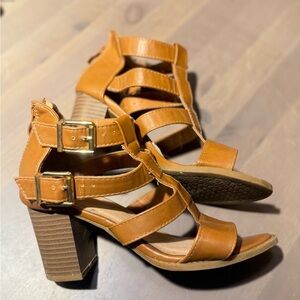 Women's Tan Strappy Sandals size 6